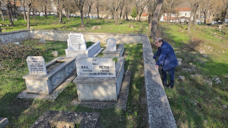 ÇANAKKALE’DE SAFRANBOLULU BİR VALİ