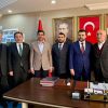 VEKİLLERDEN VE İL BAŞKANINDAN YENİ BAŞKAN KİRMAN’A HAYIRLI OLSUN ZİYARETİ