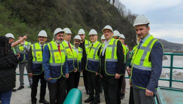 İL BAŞKANLARINI MİSAFİR EDİP ÇALIŞMALARI YERİNDE ANLATTI