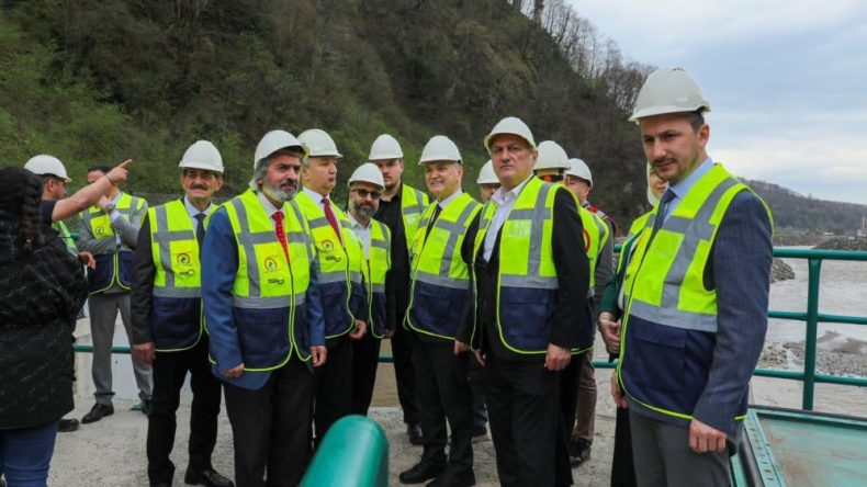 İL BAŞKANLARINI MİSAFİR EDİP ÇALIŞMALARI YERİNDE ANLATTI