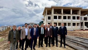 SORUNLAR ÇÖZÜLÜYOR, GENÇLERE YENİ YURTLAR GELİYOR