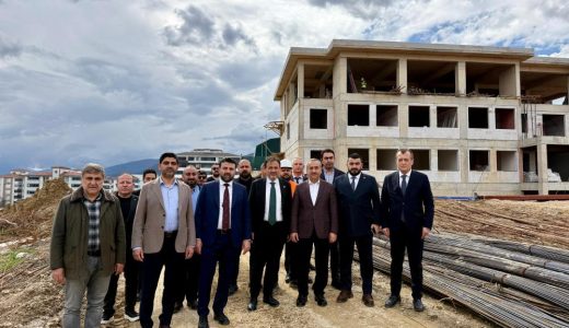 SORUNLAR ÇÖZÜLÜYOR, GENÇLERE YENİ YURTLAR GELİYOR