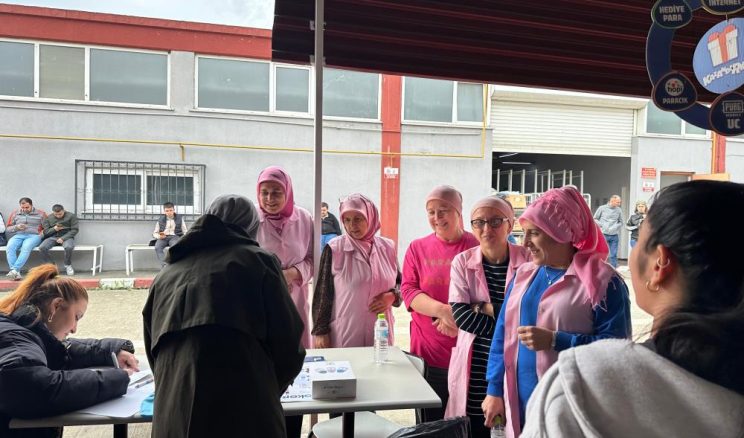 KADIN İŞÇİLERDEN SİGARA BIRAKMA ETKİNLİĞİNE YOĞUN İLGİ