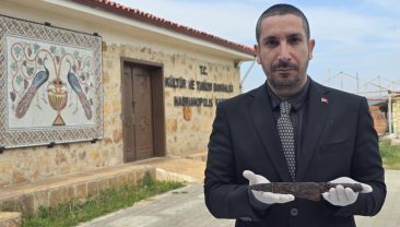 1500 YILLIK BIÇAK SETİ BULUNDU