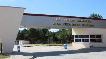 İNFAZ KORUMA MEMURU EVİNDE ÖLÜ BULUNDU