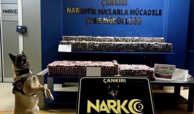 DUDAK UÇUKLATAN RAKAM; 85 BİN HAP YAKALANDI