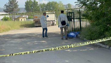 YOL ORTASINDA ÖLÜ BULUNDU