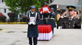 SON GÖREV GÜNÜNDE ÖĞRENCİLERE BURS İÇİN ÇALIŞMIŞ